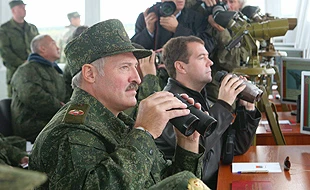 Учения, грибы и золотые пистолеты
